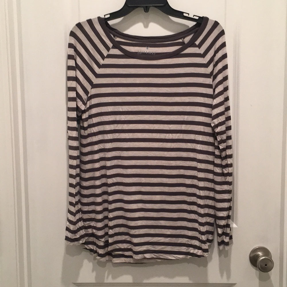Striped long sleeve tee